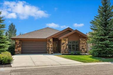 Main picture of 4378 Sunrise Dr