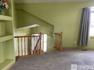 Main picture of 7812 S Hughes Ave