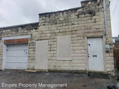 Main picture of 819 E 5th St