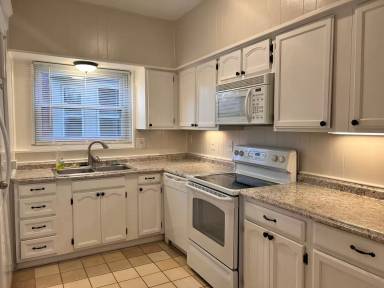Main picture of 3539 Michigan Ave