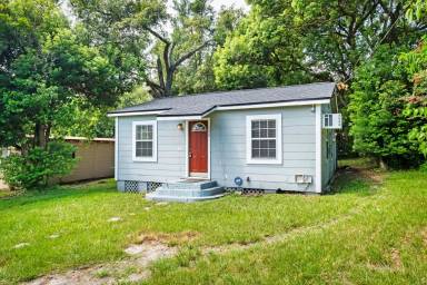 Main picture of 9248 9th Ave