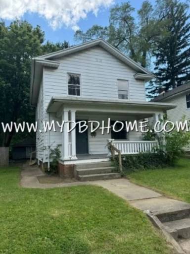 Main picture of 824 Hamilton Ave