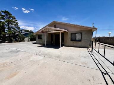 Main picture of 14624 Eston Pl