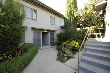 Main picture of 925 Manzanita St