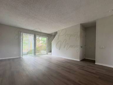 Main picture of 11511 Richmond Ave