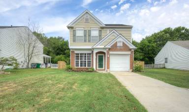 Main picture of 10429 Roundleaf Dr
