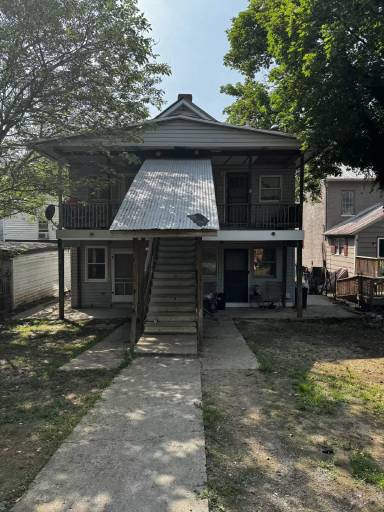 Main picture of 537 N Queen St