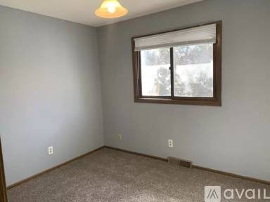 Main picture of 3227 Halglo Pl