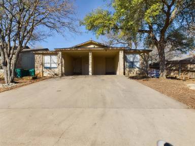 Main picture of 901 Mayfield Dr