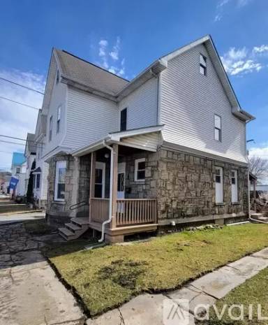 Main picture of 611 24th St