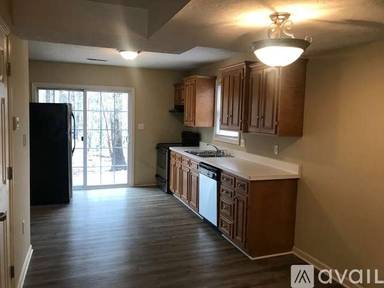 Main picture of 802 Middle St