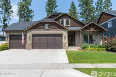 Main picture of 2505 W Thiers Dr