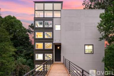 Main picture of 335 Eureka Dr NE