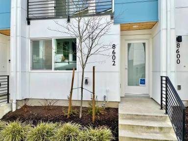 Main picture of 8602 22nd Pl NE