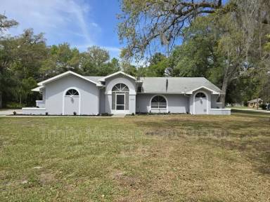 Main picture of 7409 Balsam St