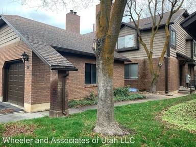 Main picture of 1120 Canyon Rd