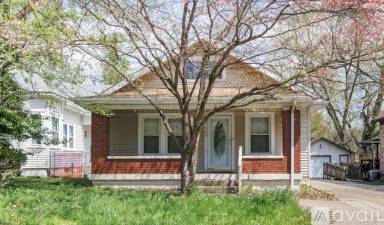 Main picture of 605 Edith Rd