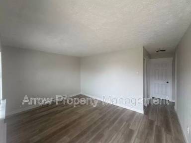 Main picture of 606 S 7th St