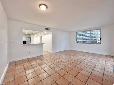 Main picture of 1402 Brickell Bay Dr