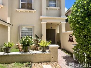 Main picture of 4912 Victoria Cir