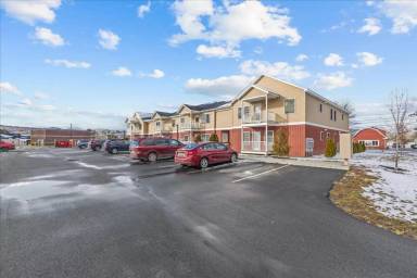 Main picture of 24 Jersey Way