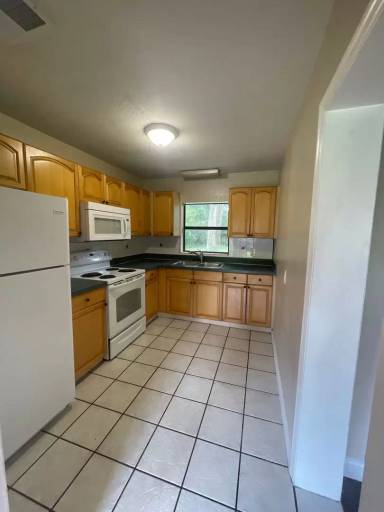 Main picture of 622 Howard Ave
