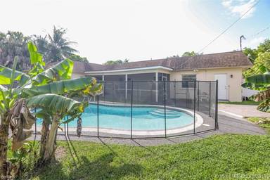 Main picture of 7341 NW 14th St