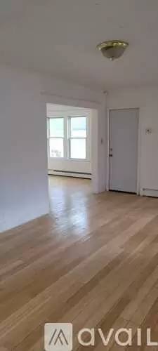 Main picture of 132 Schubert St