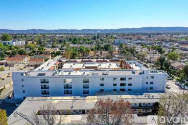 Main picture of 8444 Columbus Ave