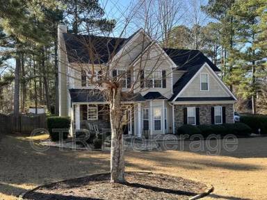 Main picture of 120 Chaucer Pkwy