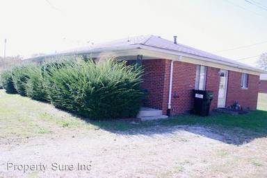 Main picture of 553 Lincoln Dr