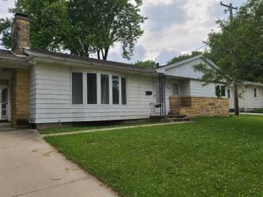 Main picture of 608 Cataract Ave