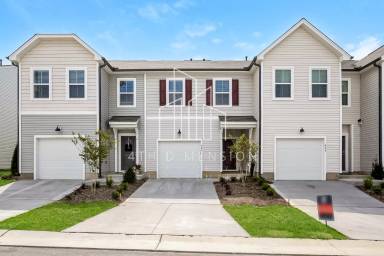 Main picture of 845 Falls Grove Trl