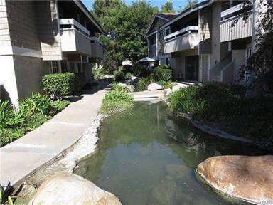 Main picture of 279 Streamwood