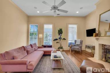 Main picture of 216 W Park Ave