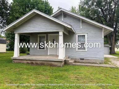 Main picture of 403 W 13th St