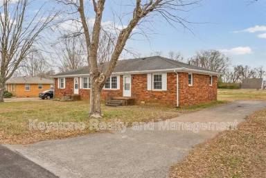 Main picture of 109 Holley St