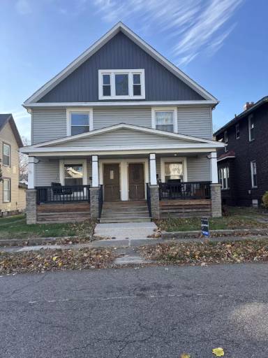 Main picture of 331 S 9th St