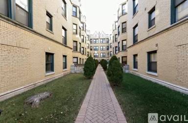 Main picture of 6612 S Kenwood Ave
