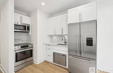 Main picture of 250 Park Ave