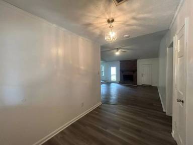 Main picture of 338 Conifer Dr