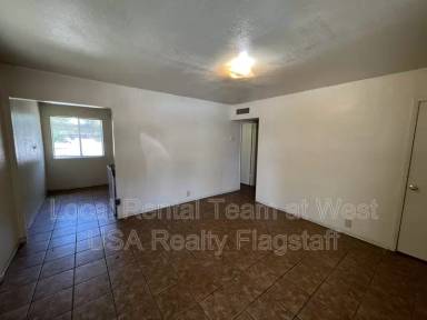 Main picture of 117 E Ellery Ave