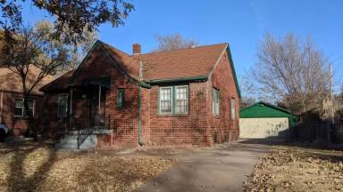 Main picture of 624 S Broadview St