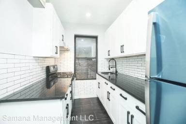 Main picture of 301 W 154th St