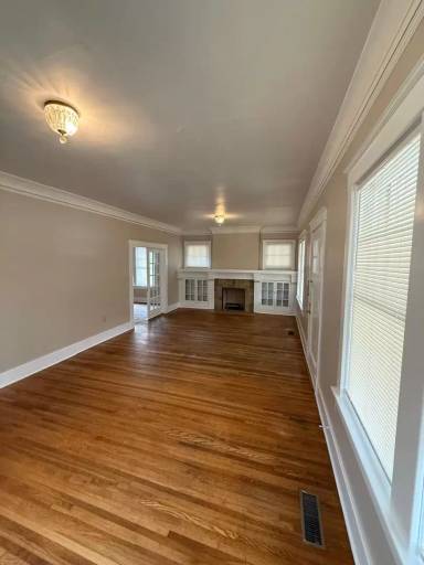 Main picture of 1917 Lyndale Ave