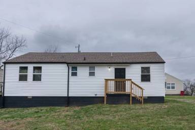 Main picture of Chestnut Dr