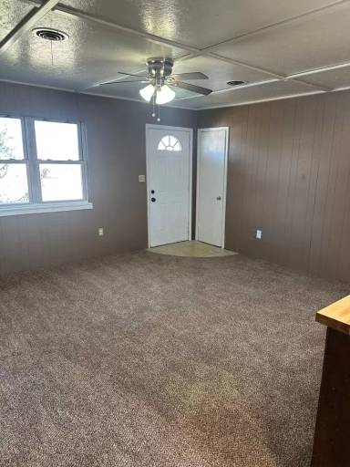 Main picture of 904 SE 34th St