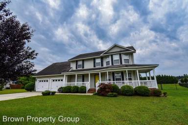 Main picture of 7024 Pope Cashwell Ct