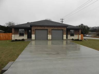 Main picture of 1421 Natchez Trl