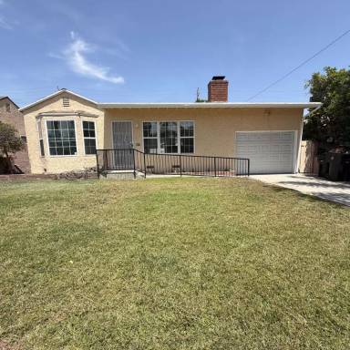 Main picture of 1104 N Frederic St